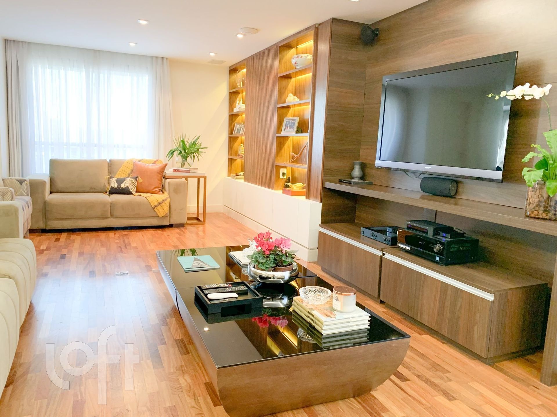 Apartamento à venda em Bosque da Saúde com 230 m², 4 quartos, 2 suítes, 3 vagas
