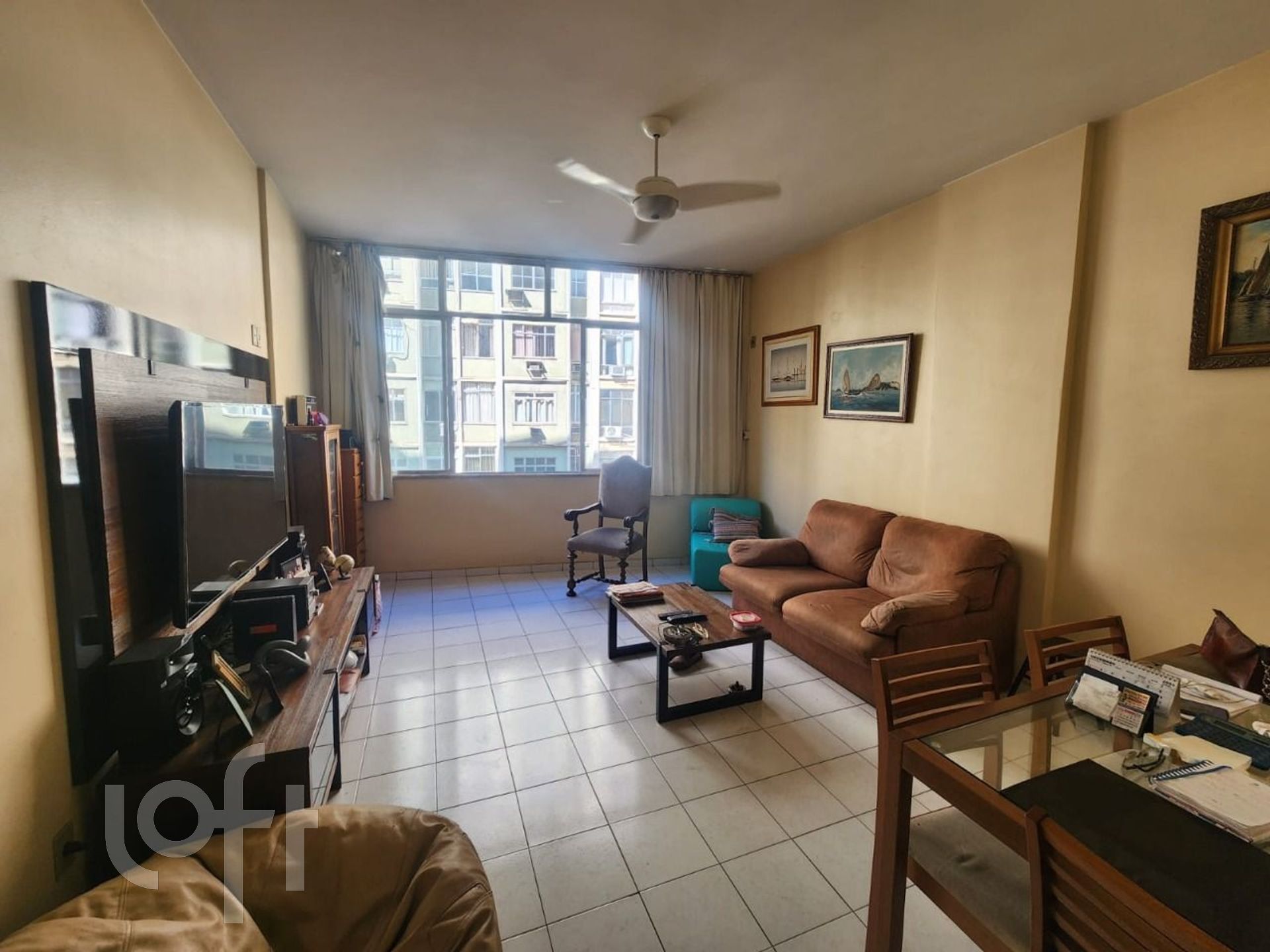 Apartamento à venda com 2 quartos, 100m² - Foto 1