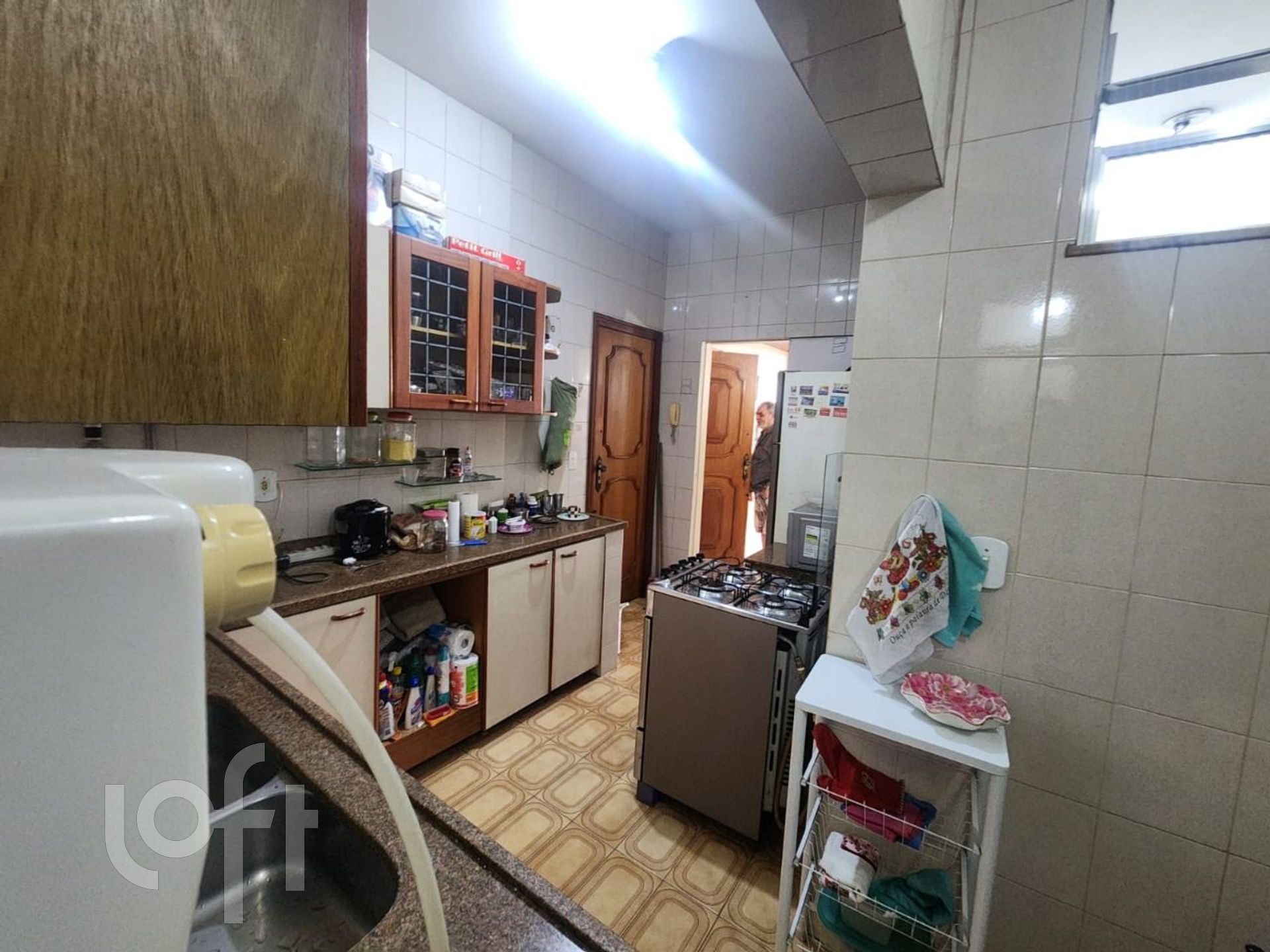 Apartamento à venda com 2 quartos, 100m² - Foto 17