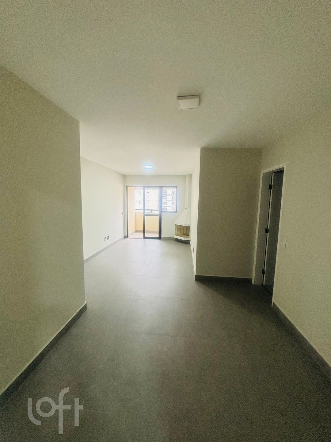 Apartamento à venda com 3 quartos, 89m² - Foto 1