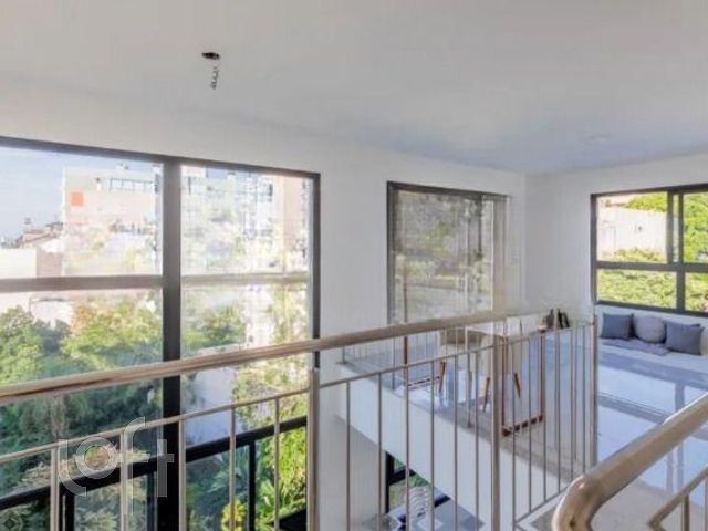 Apartamento com 180m², 3 dormitórios, 3 suítes, Menino Deus em Porto Alegre