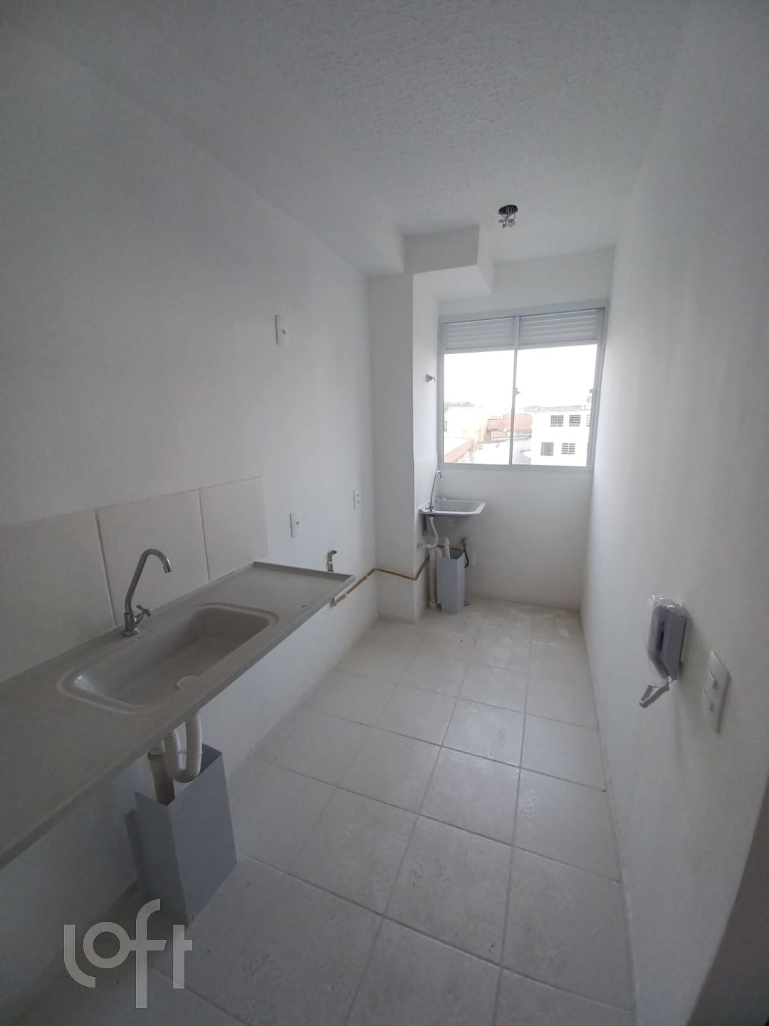 Apartamento à venda com 2 quartos, 42m² - Foto 3