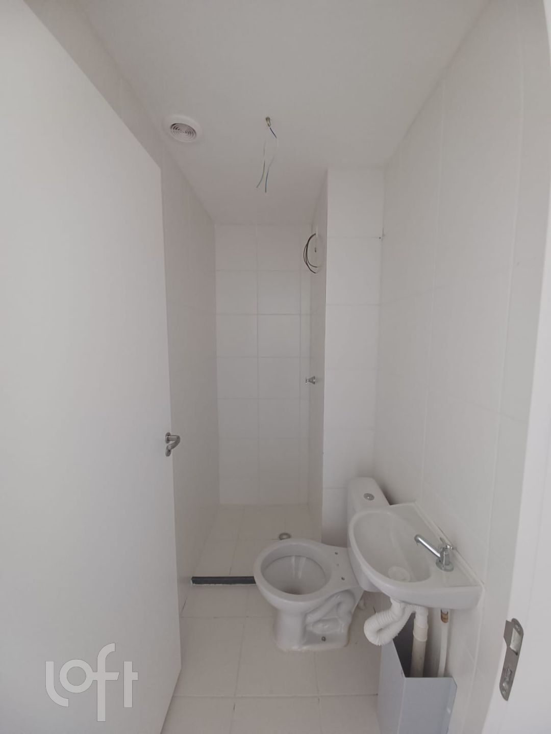 Apartamento à venda com 2 quartos, 42m² - Foto 4