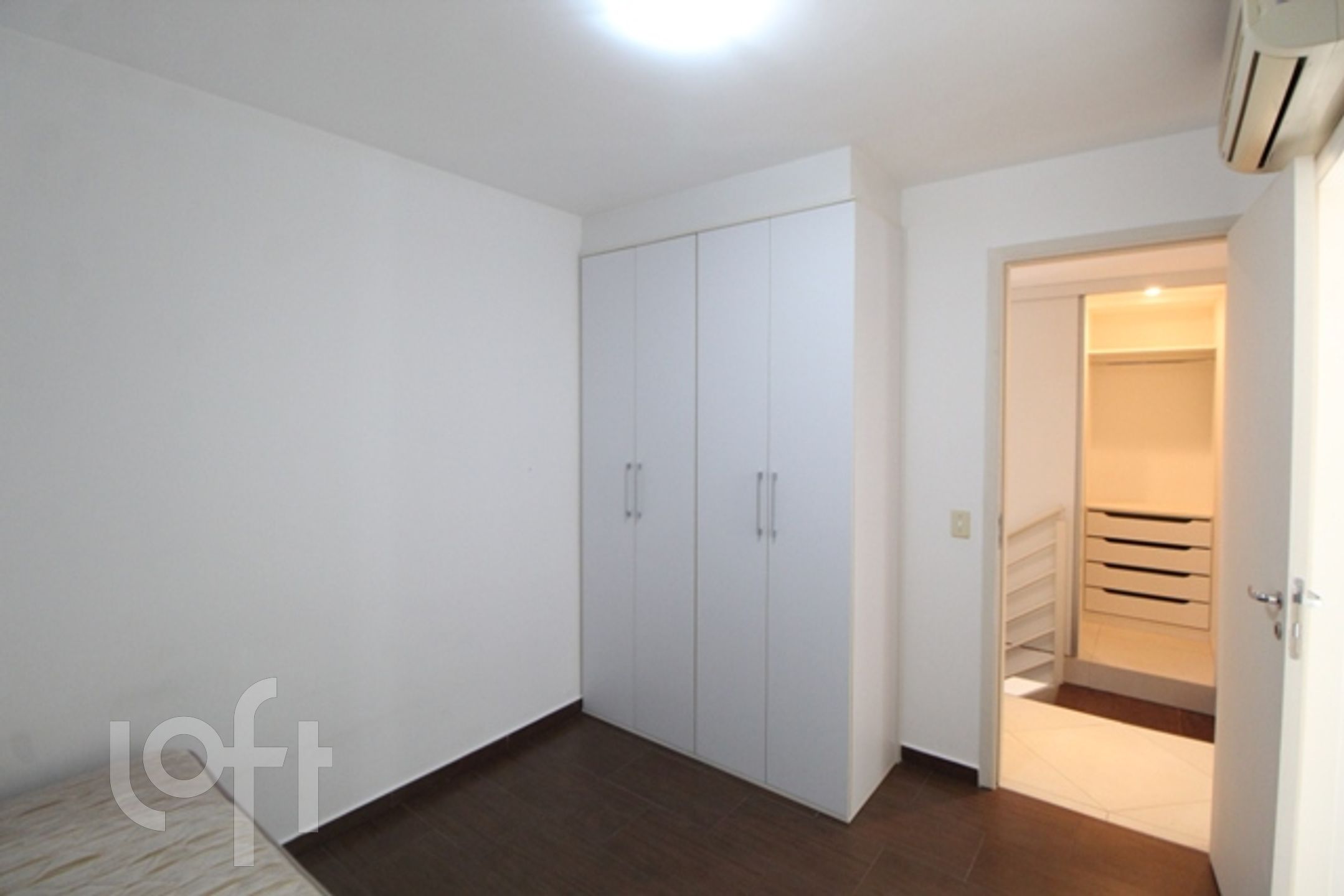 Apartamento à venda com 2 quartos, 66m² - Foto 10