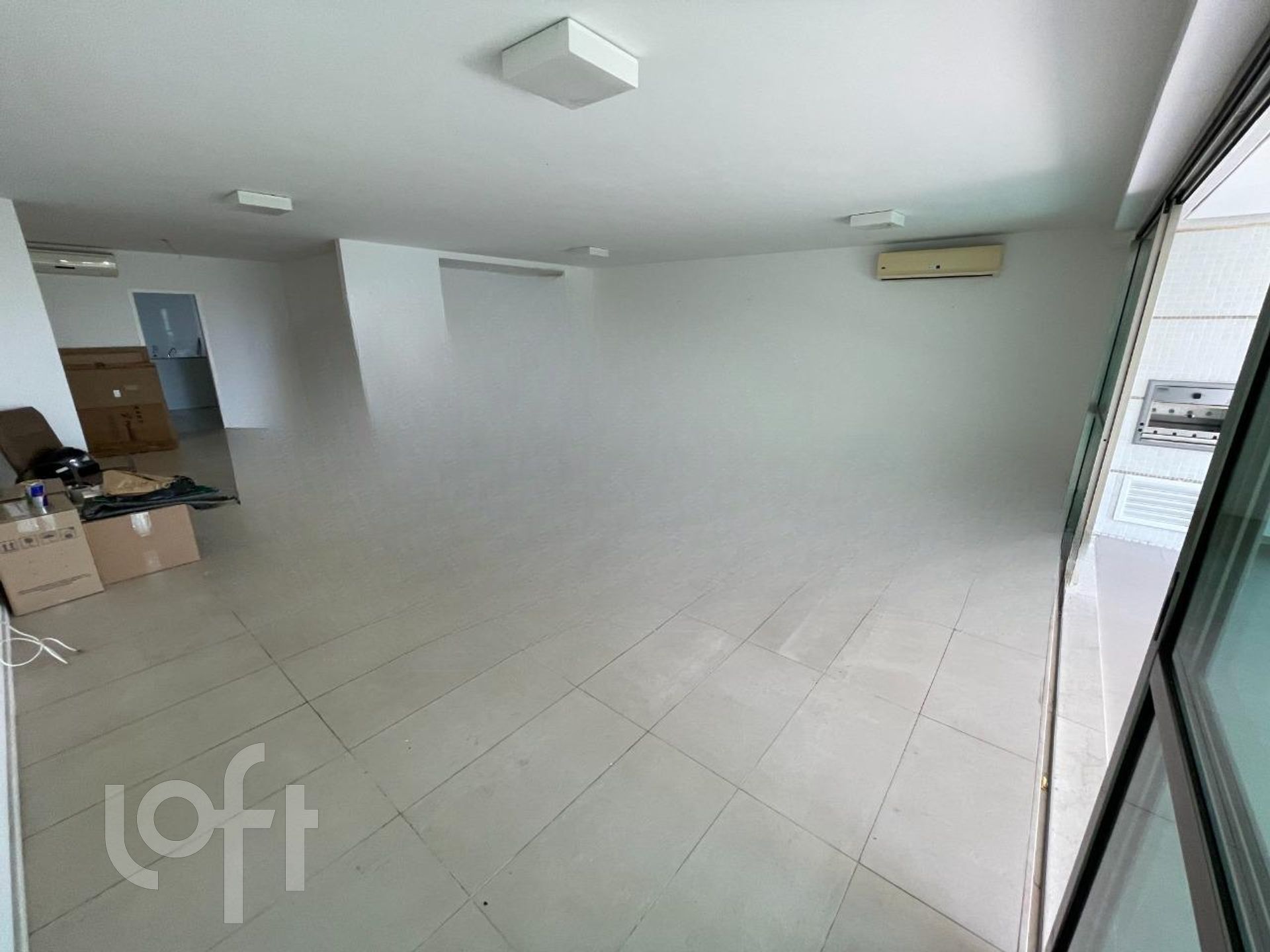 Apartamento à venda com 4 quartos, 275m² - Foto 8