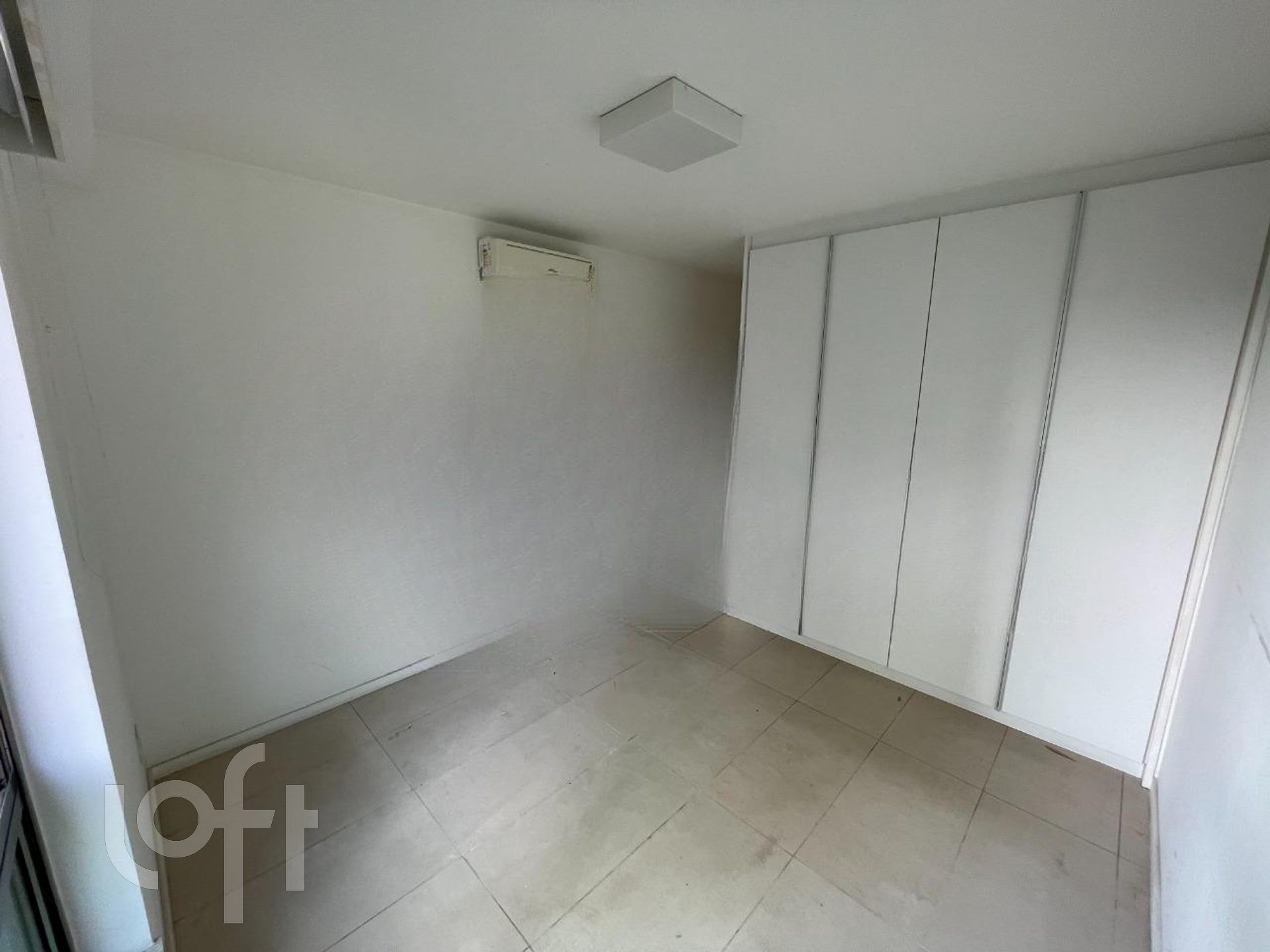 Apartamento à venda com 4 quartos, 275m² - Foto 13