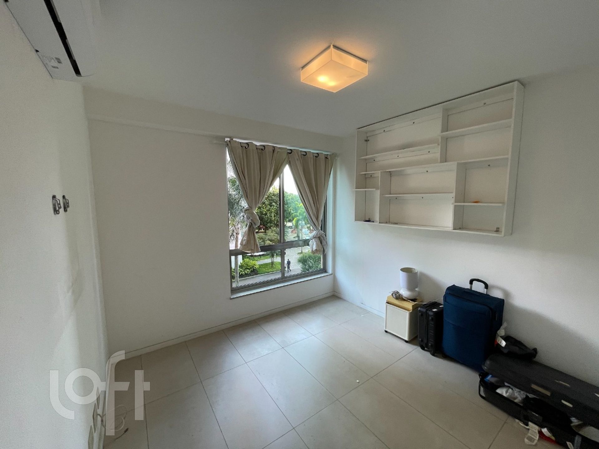 Apartamento à venda com 4 quartos, 275m² - Foto 18