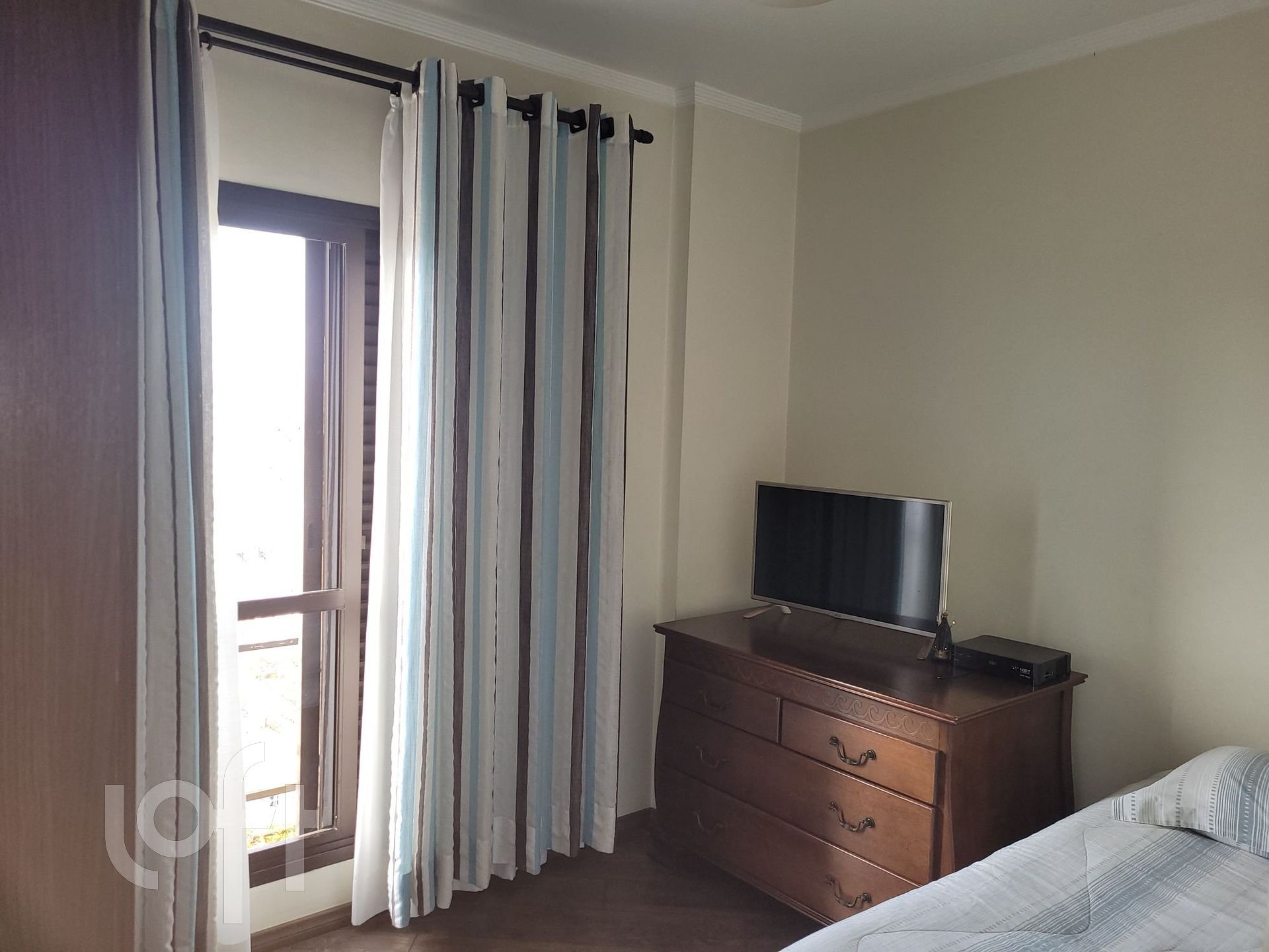 Apartamento à venda com 3 quartos, 130m² - Foto 3