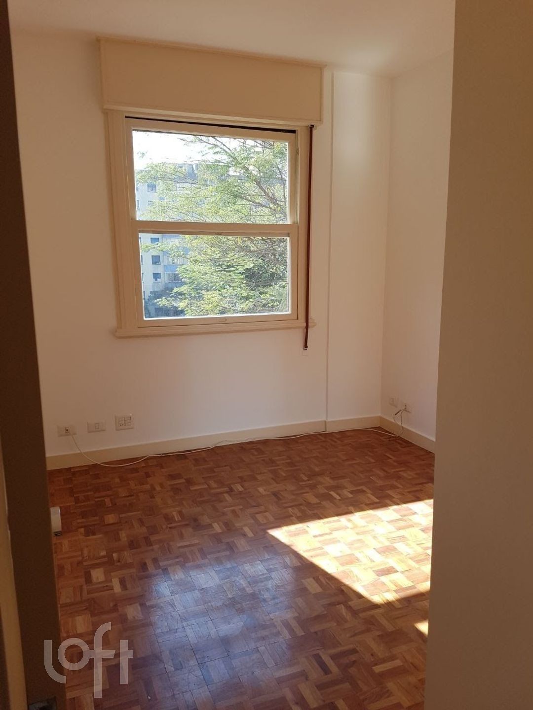 Apartamento à venda com 2 quartos, 75m² - Foto 3