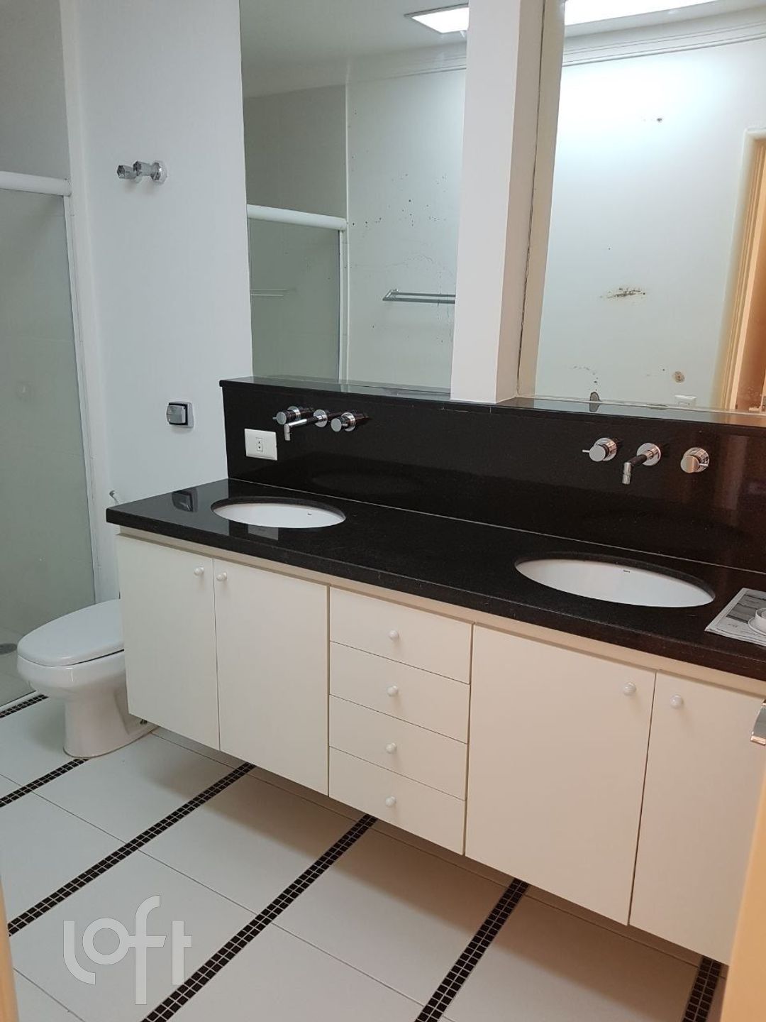 Apartamento à venda com 2 quartos, 75m² - Foto 10