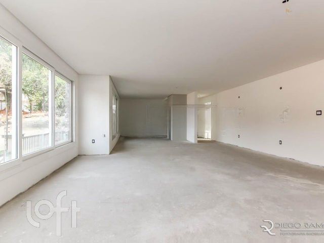 Apartamento com 309m², 3 dormitórios, 3 suítes, 4 vagas, Três Figueiras em Porto Alegre