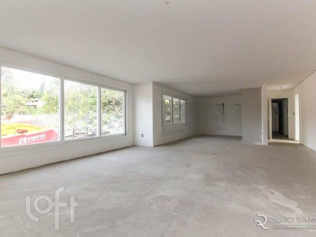 Apartamento com 309m², 3 dormitórios, 3 suítes, 4 vagas, Três Figueiras em Porto Alegre