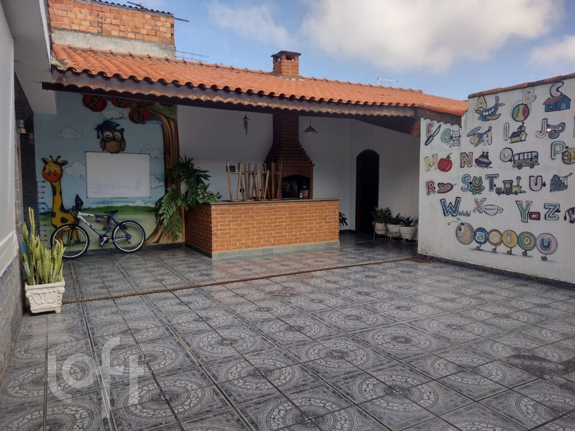 Casa à venda com 3 quartos, 120m² - Foto 11