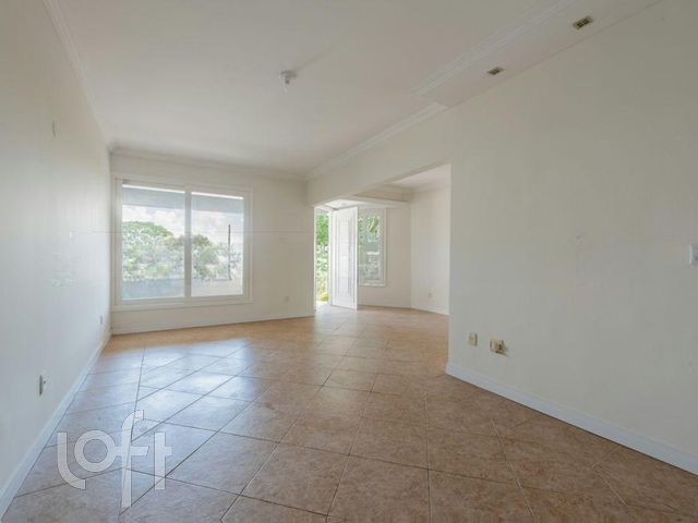 Casa com 208m², 4 dormitórios, 2 suítes, 2 vagas, Chácara das Pedras em Porto Alegre