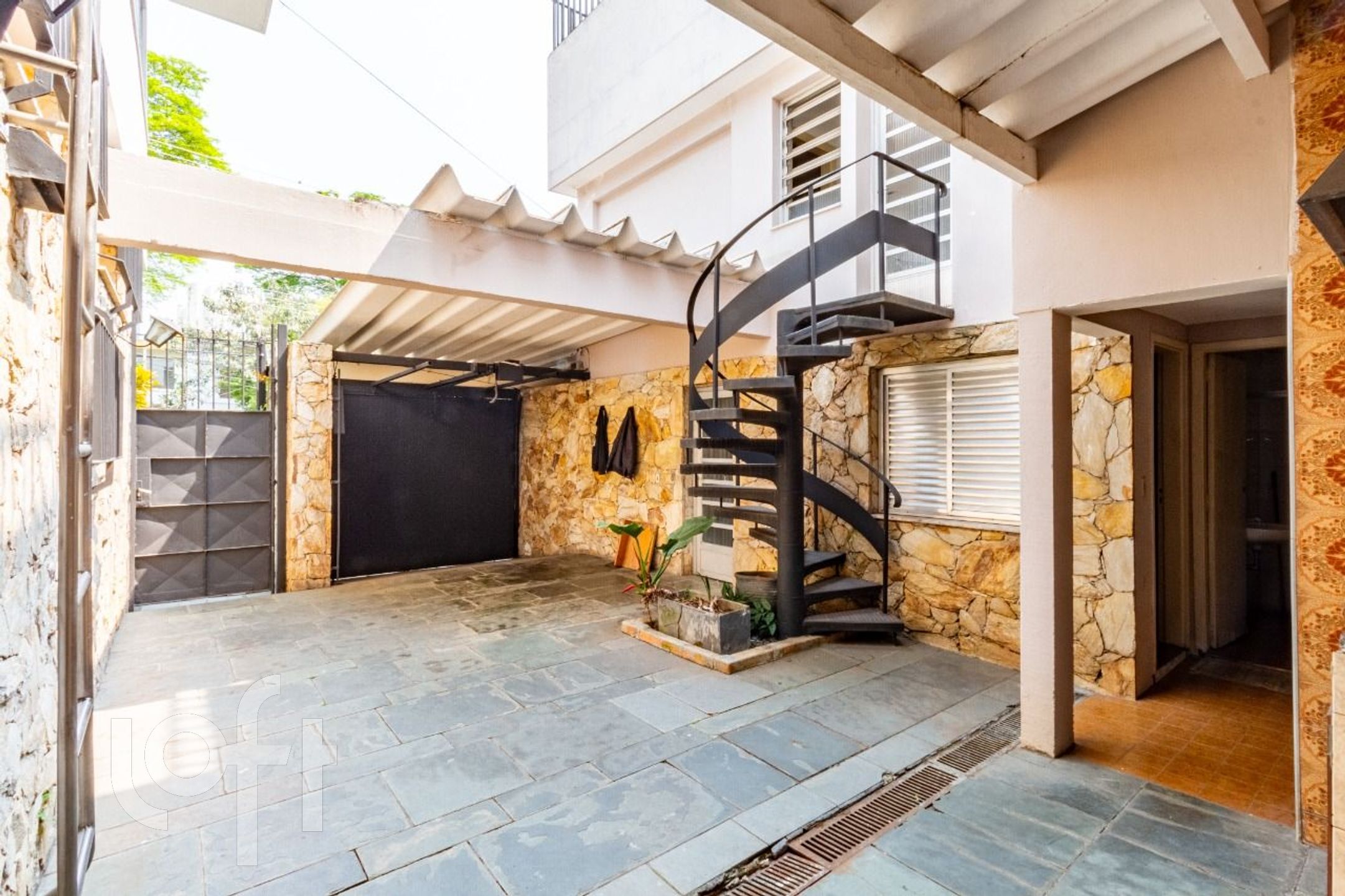 Casa à venda com 5 quartos, 261m² - Foto 42