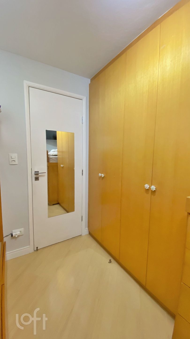 Apartamento à venda com 2 quartos, 74m² - Foto 15