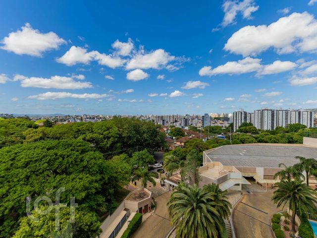 Apartamento com 106m², 3 dormitórios, 1 suíte, 1 vaga, Higienópolis em Porto Alegre