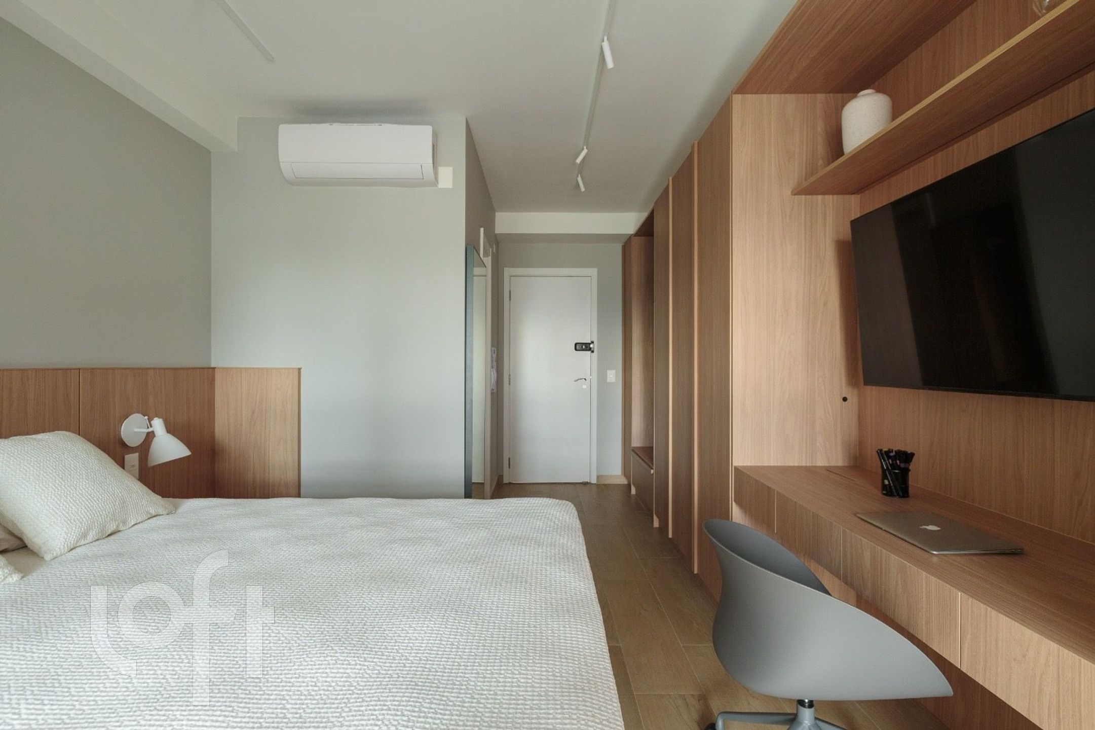 Apartamento à venda em Jardim das Acacias com 32 m², 1 quarto, 1 vaga