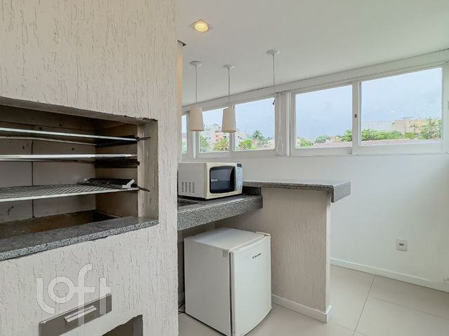 Apartamento com 124m², 2 dormitórios, 1 vaga, Chácara das Pedras em Porto Alegre