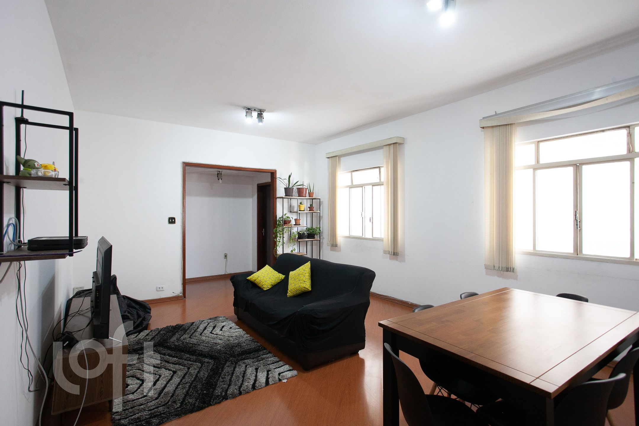 Apartamento à venda com 4 quartos, 143m² - Foto 4