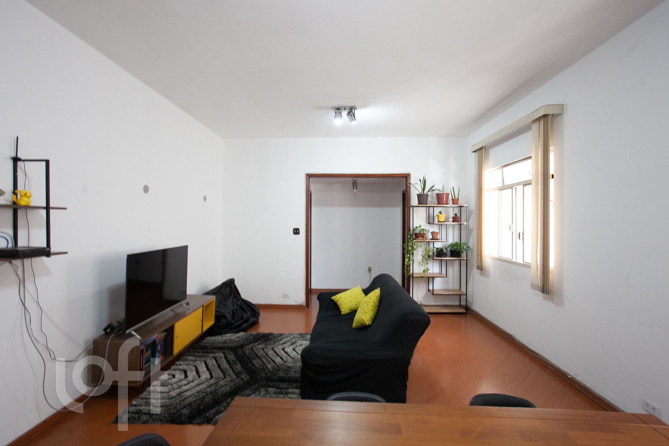 Apartamento à venda com 4 quartos, 143m² - Foto 2