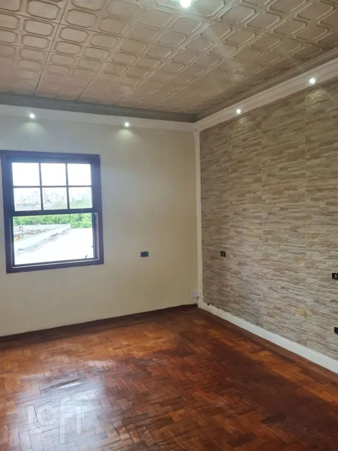 Apartamento à venda com 1 quarto, 50m² - Foto 1