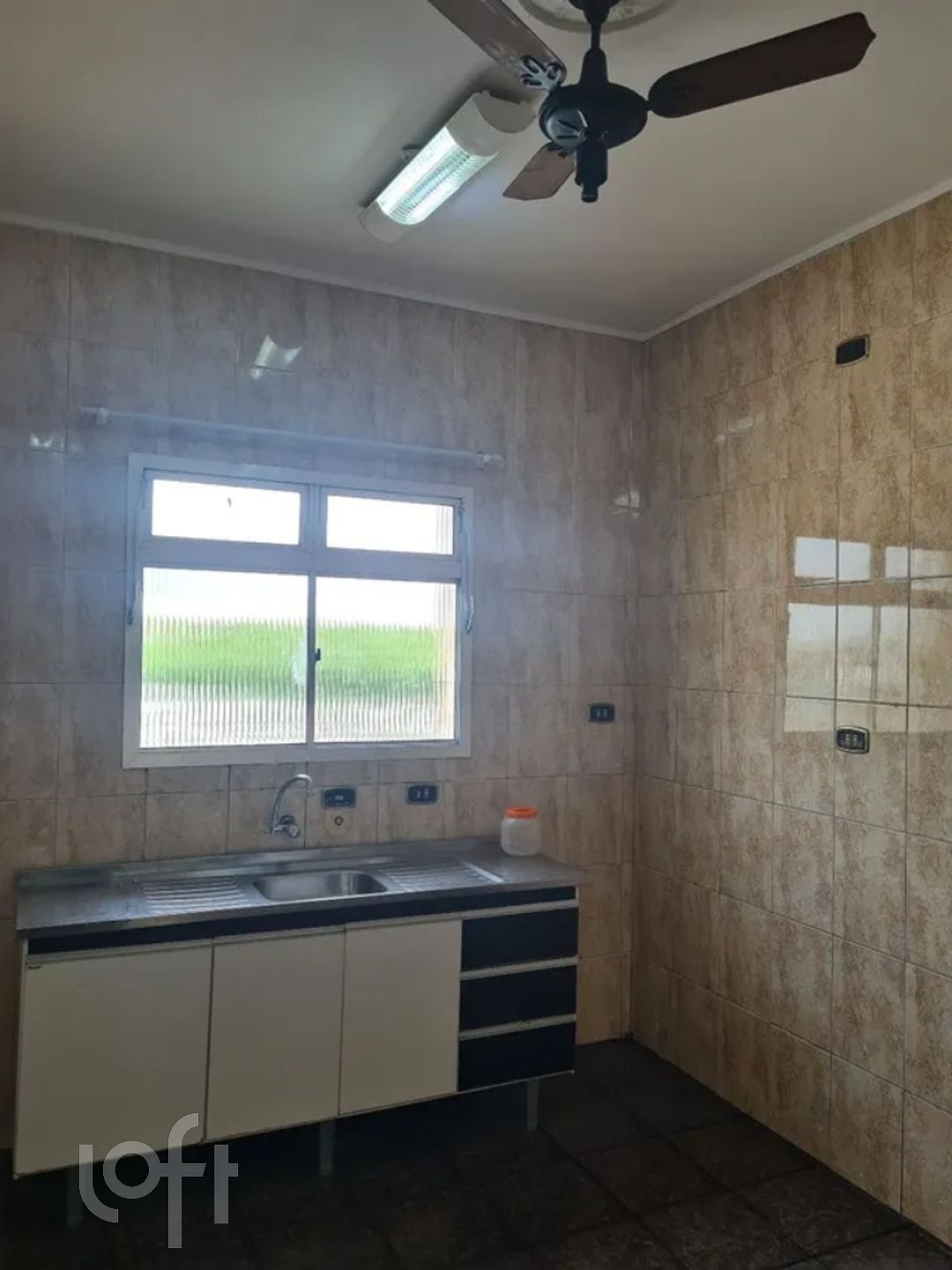 Apartamento à venda com 1 quarto, 50m² - Foto 5