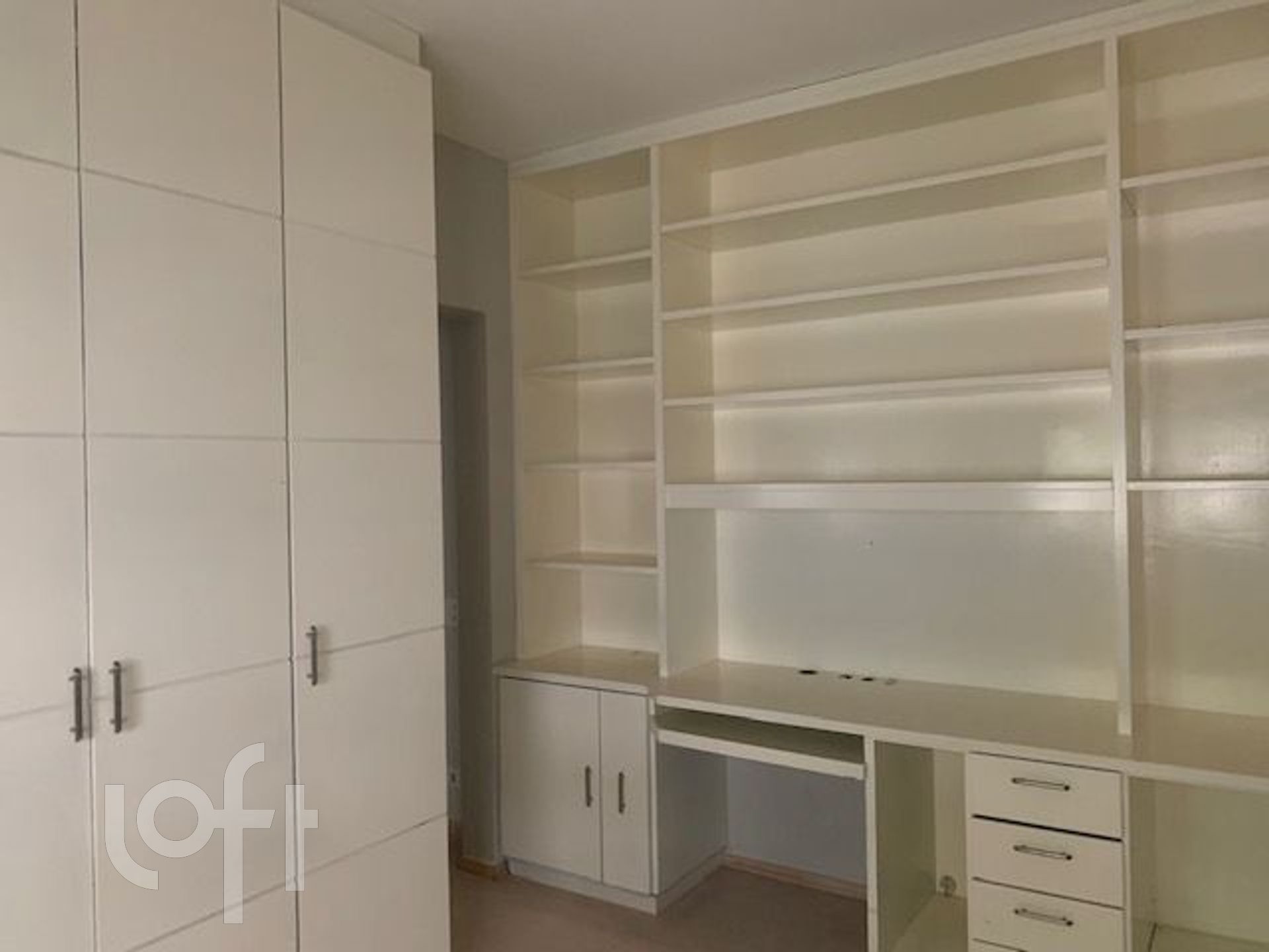 Apartamento à venda com 3 quartos, 197m² - Foto 12