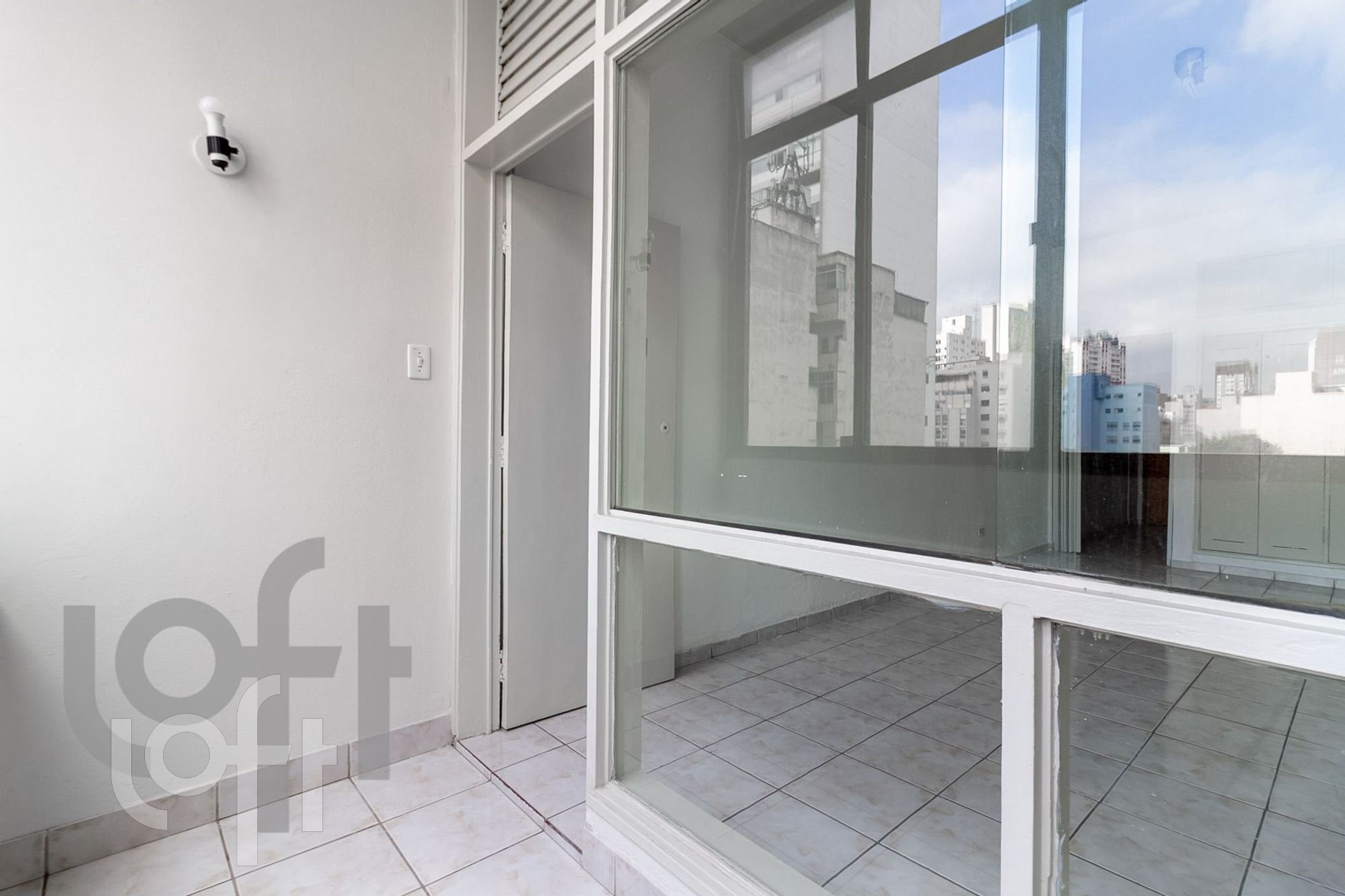 Apartamento à venda com 1 quarto, 40m² - Foto 7