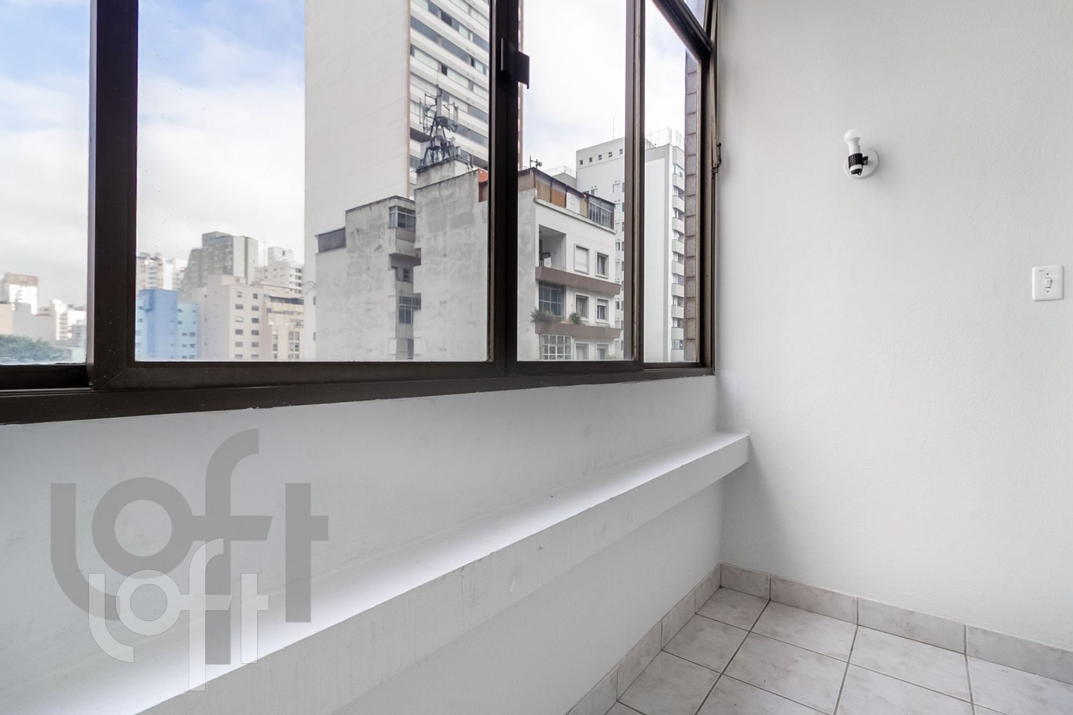 Apartamento à venda com 1 quarto, 40m² - Foto 6