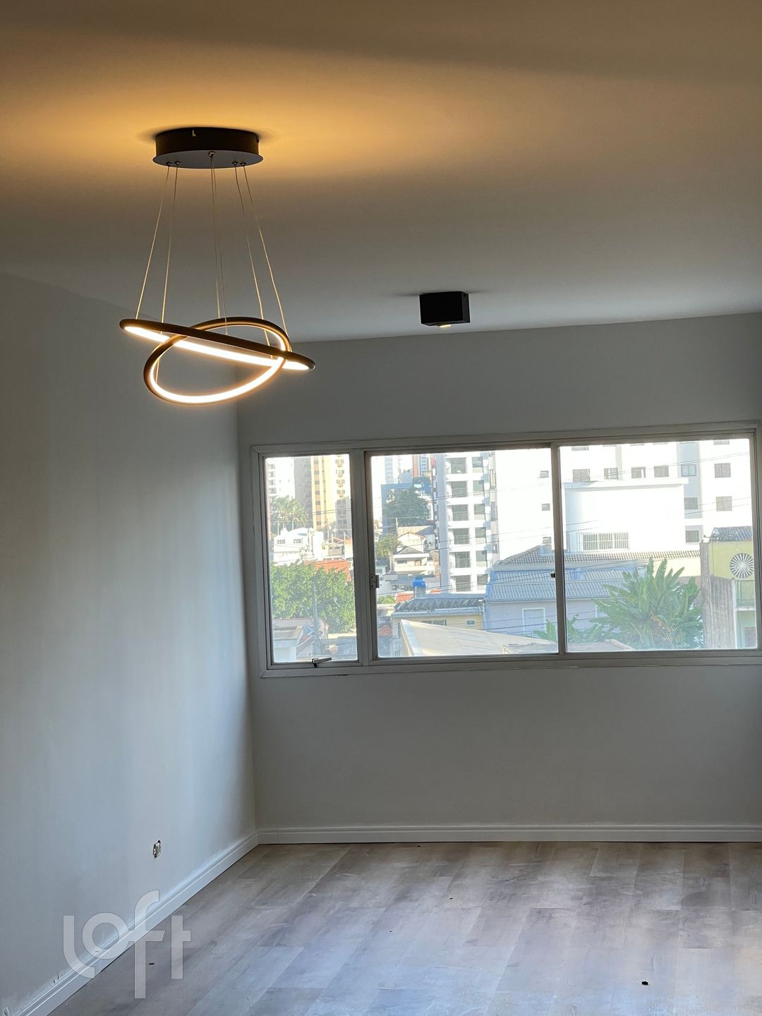 Apartamento à venda com 3 quartos, 78m² - Foto 3