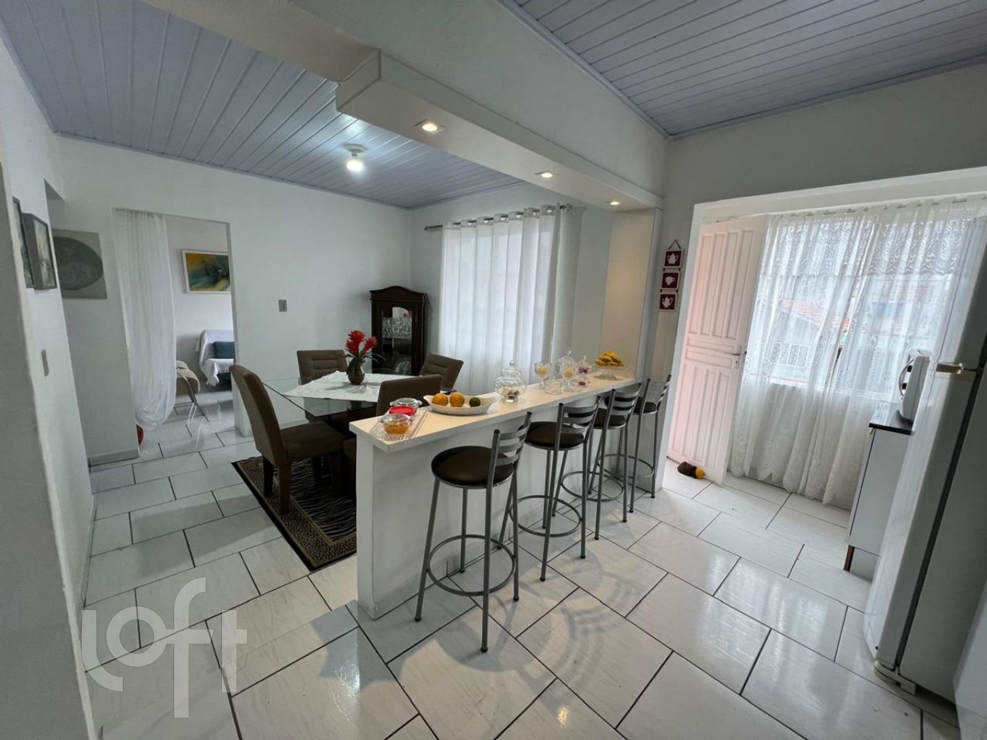 Casa à venda em Vila Real com 252 m², 2 quartos, 2 vagas