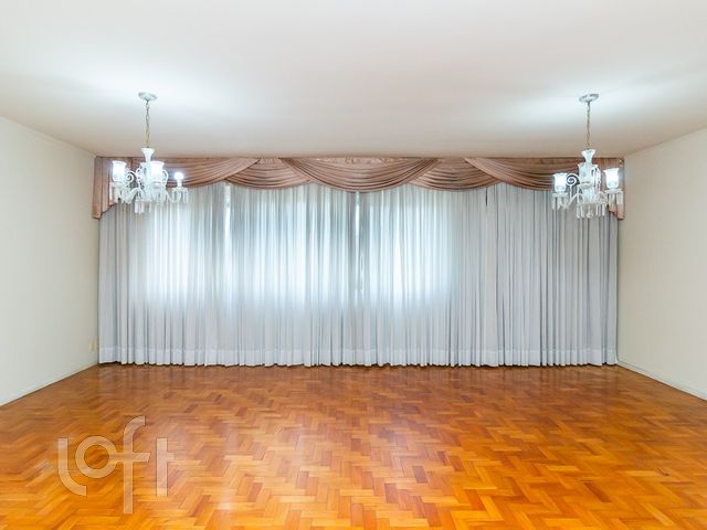 Apartamento com 168m², 3 dormitórios, 1 suíte, 1 vaga, Independência em Porto Alegre