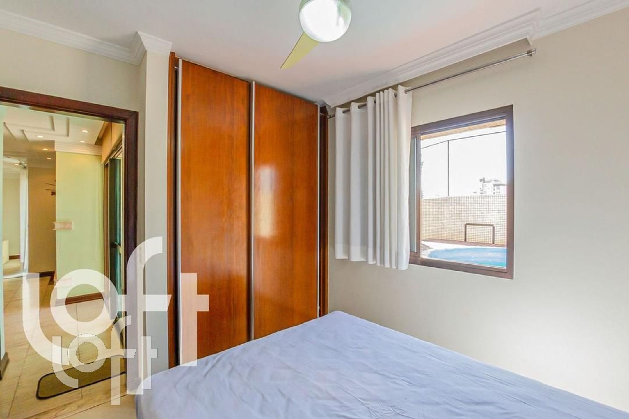 Apartamento à venda com 4 quartos, 240m² - Foto 15