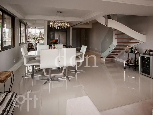 Apartamento com 284m², 3 dormitórios, 1 suíte, 2 vagas, Bela Vista em Porto Alegre