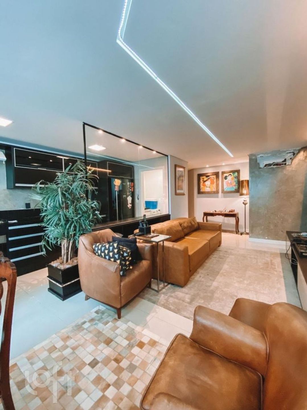Apartamentos com 90m², 2 quartos, 2 suítes, 1 garagem, no bairro Centro em Balneário Camboriú