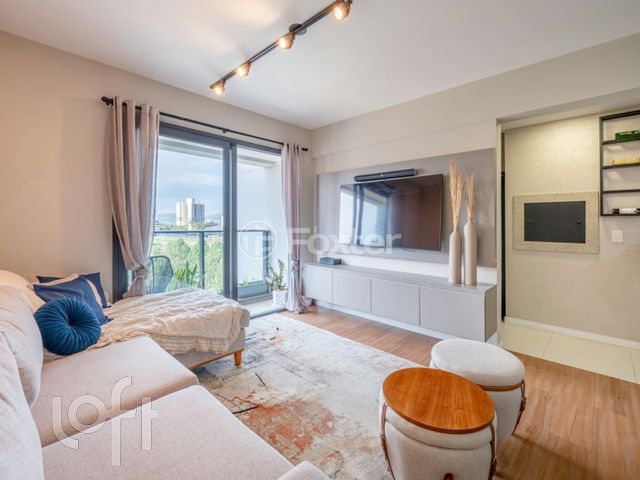 Apartamento com 74m², 2 dormitórios, 1 suíte, 2 vagas, Petrópolis em Porto Alegre