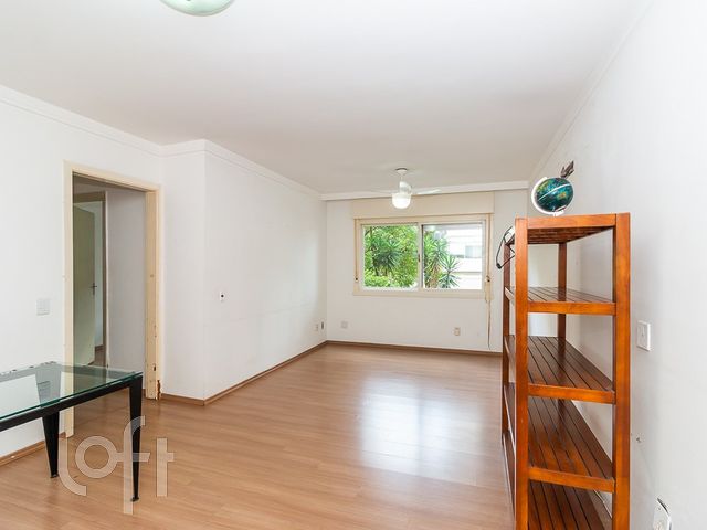 Apartamento com 100m², 3 dormitórios, 1 suíte, 1 vaga, Independência em Porto Alegre