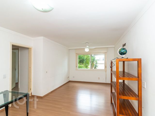 Apartamento com 100m², 3 dormitórios, 1 suíte, 1 vaga, Independência em Porto Alegre