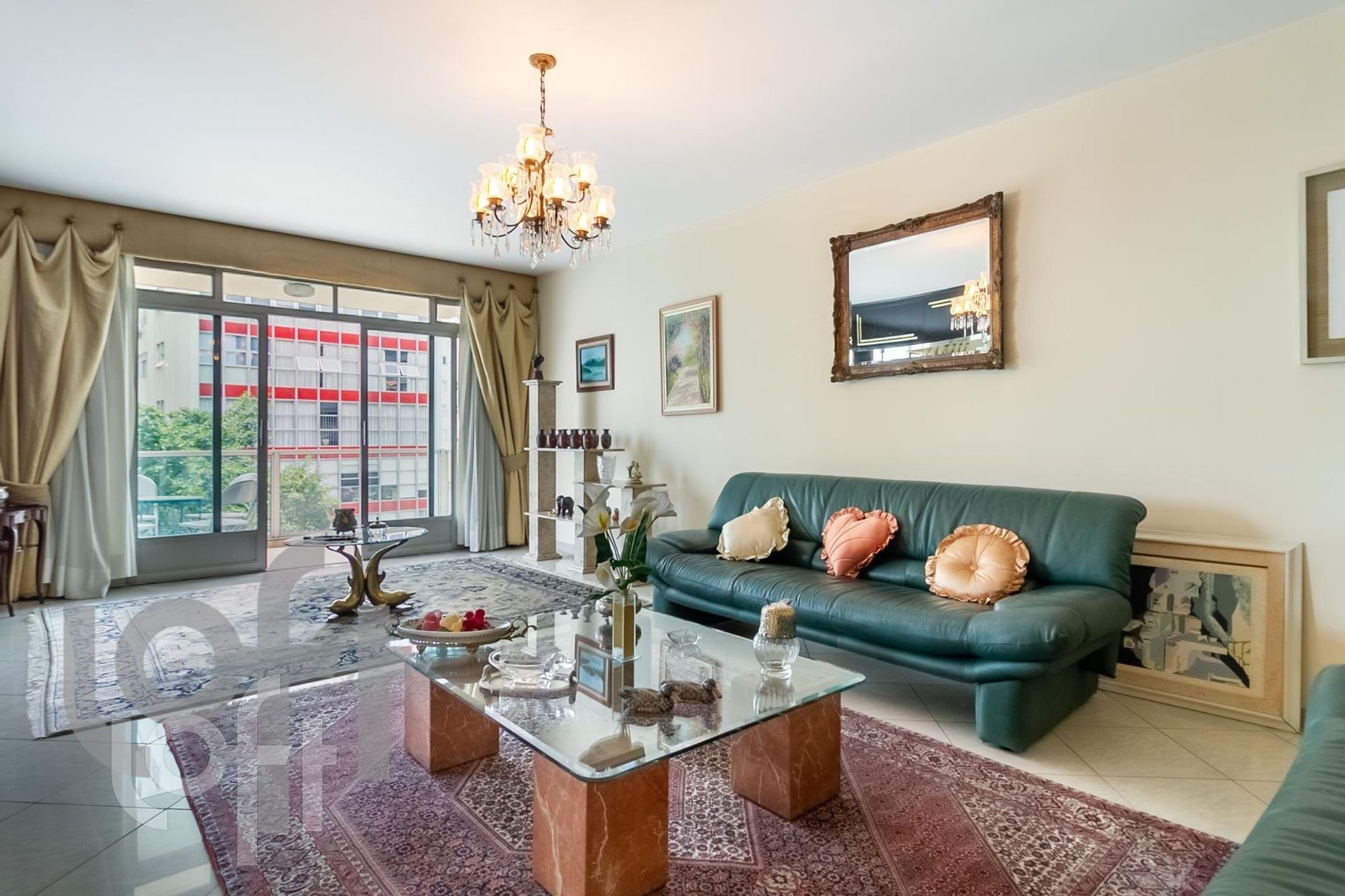 Apartamento à venda em Higienópolis com 229 m², 4 quartos, 1 suíte, 2 vagas