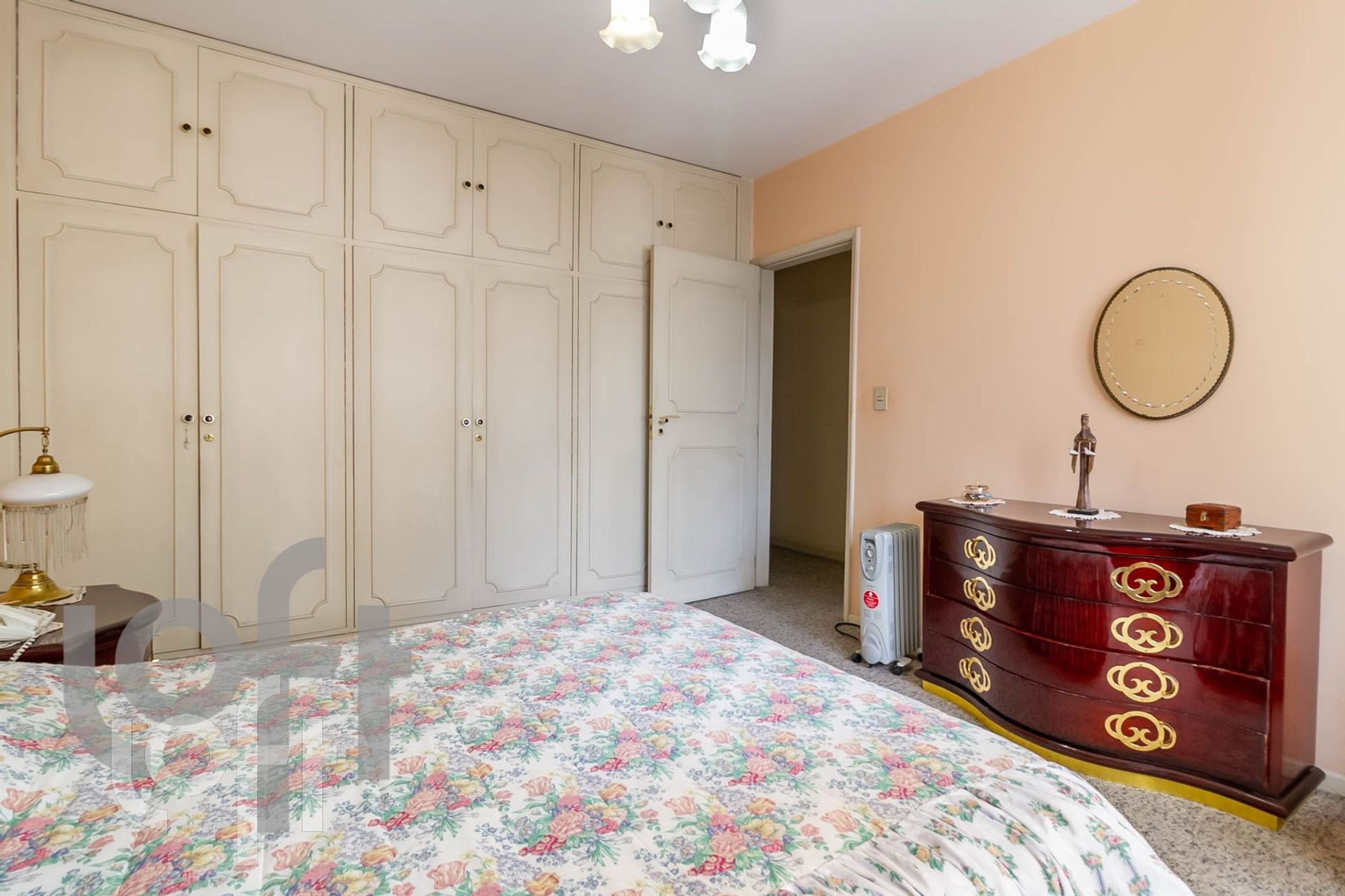 Apartamento à venda com 4 quartos, 229m² - Foto 5