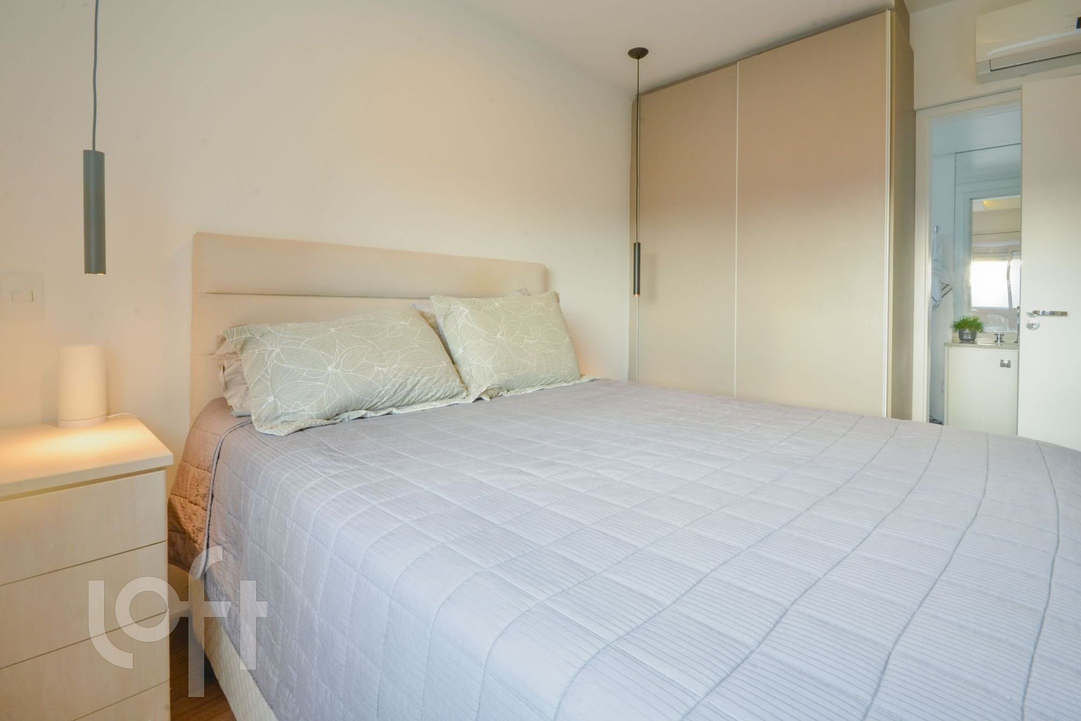 Apartamento à venda com 2 quartos, 66m² - Foto 5