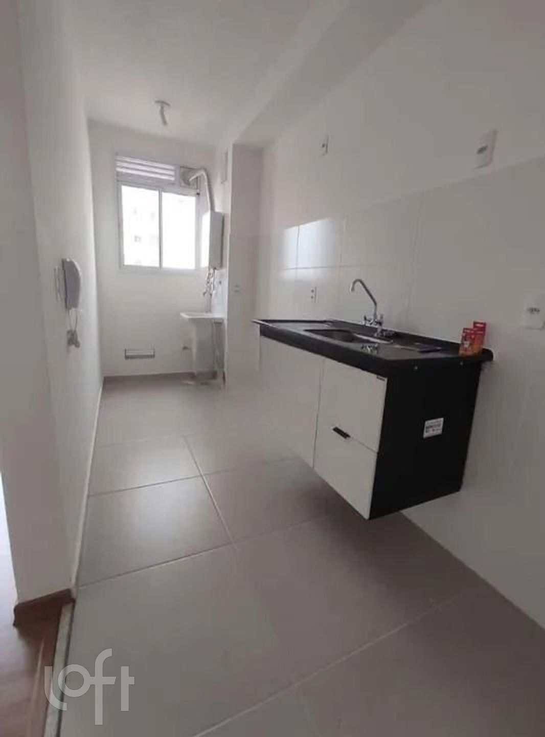 Apartamento à venda com 2 quartos, 43m² - Foto 4