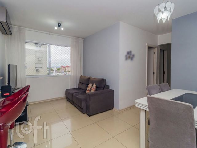 Apartamento com 65m², 3 dormitórios, 1 suíte, 1 vaga, Vila Ipiranga em Porto Alegre