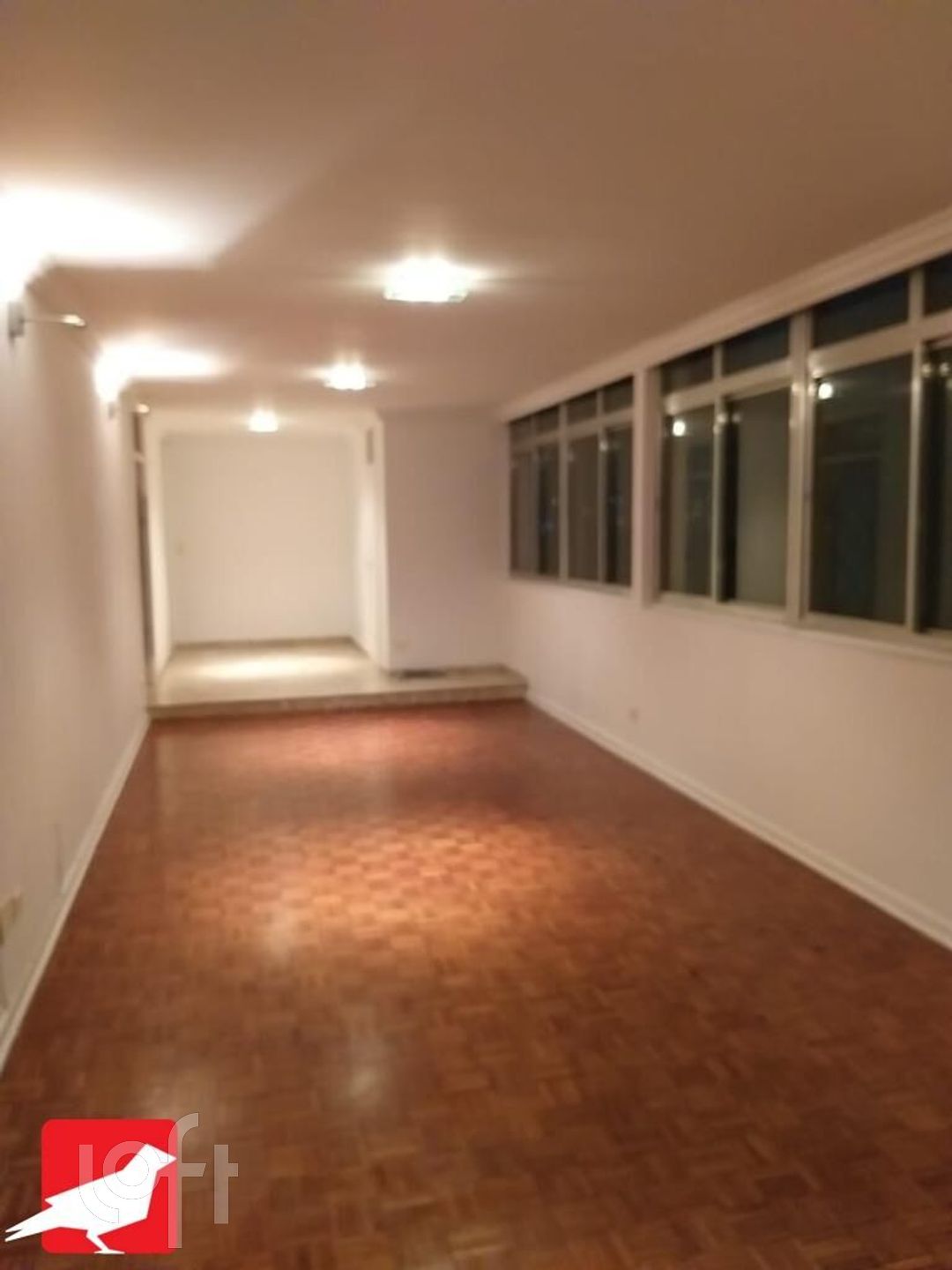 Apartamento à venda com 3 quartos, 250m² - Foto 1