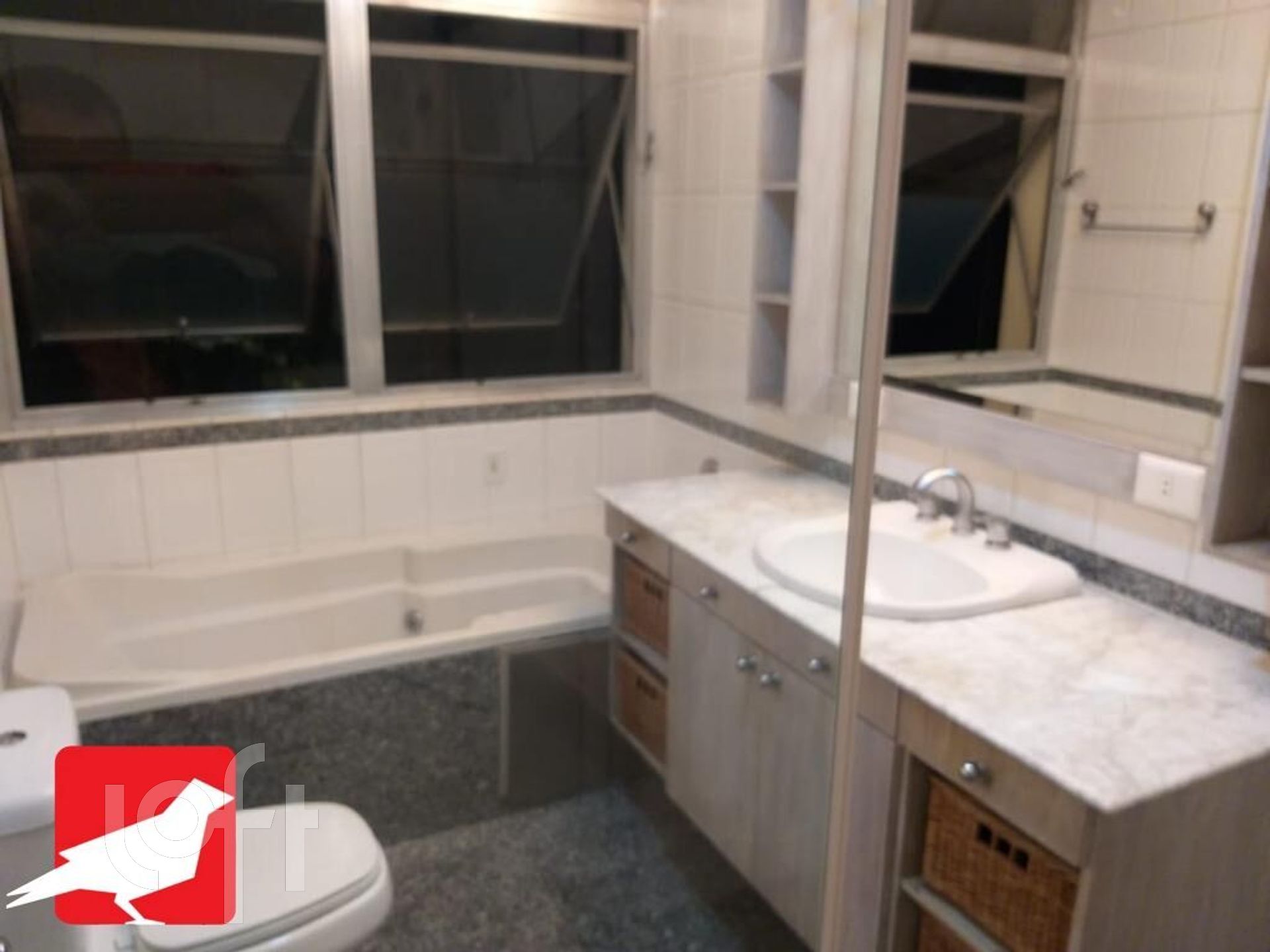 Apartamento à venda com 3 quartos, 250m² - Foto 7