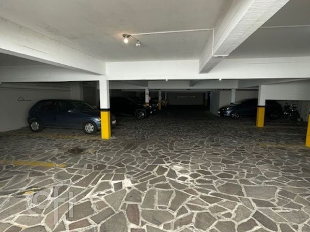 Apartamento com 98m², 2 dormitórios, 1 vaga, Vila Ipiranga em Porto Alegre