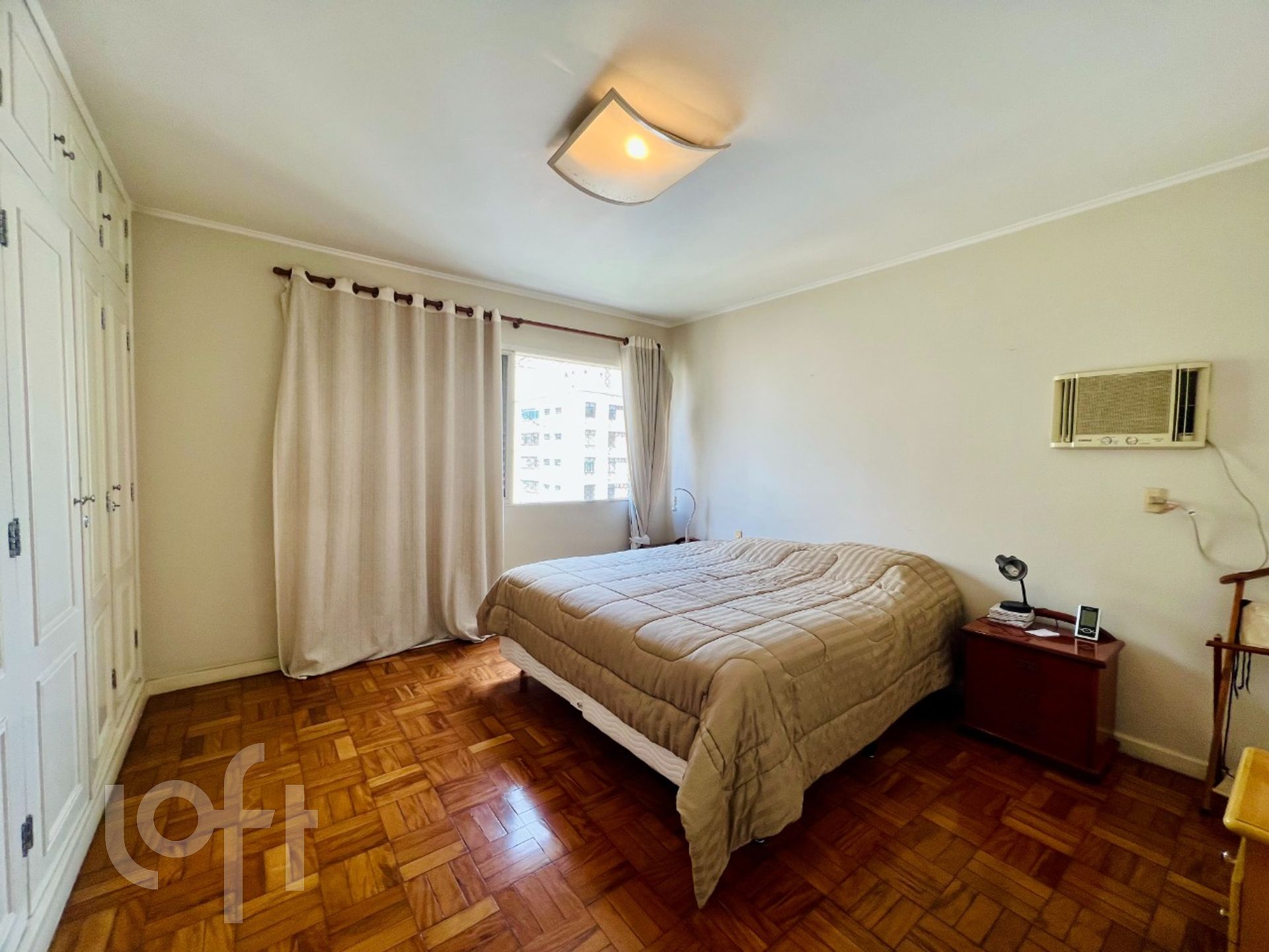 Apartamento à venda com 4 quartos, 220m² - Foto 14