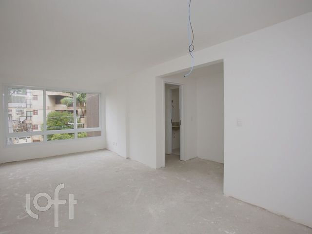 Apartamento com 83m², 2 dormitórios, 1 suíte, 2 vagas, Higienópolis em Porto Alegre