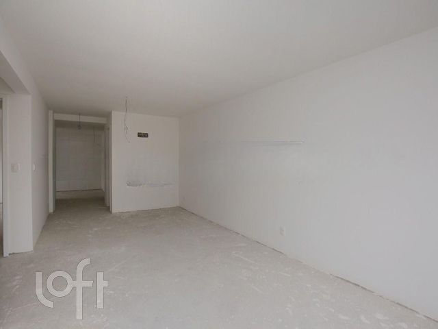 Apartamento com 83m², 2 dormitórios, 1 suíte, 2 vagas, Higienópolis em Porto Alegre